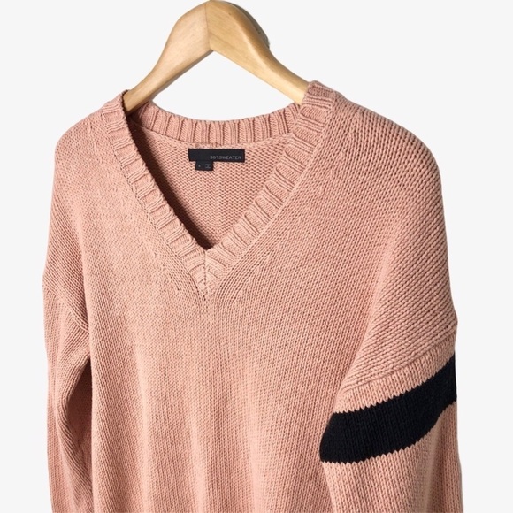 360 Sweater Women’s Barbara V Neck Pullover Sweater Stripe Sleeve Size Small - Picture 5 of 11